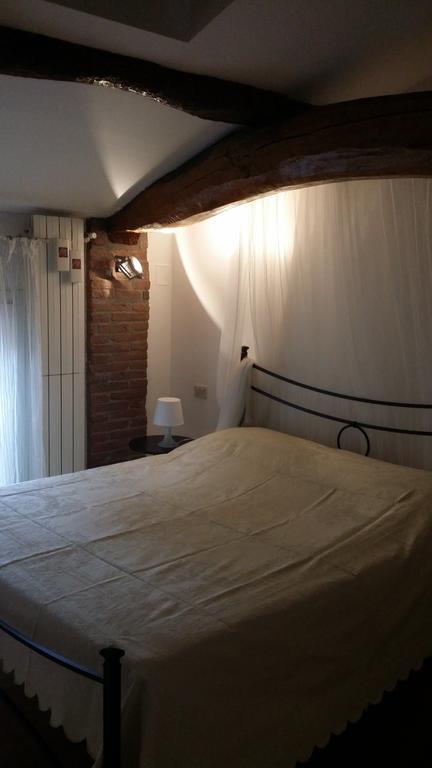 Mansarda Santa Margherita Appartement Bologna Kamer foto